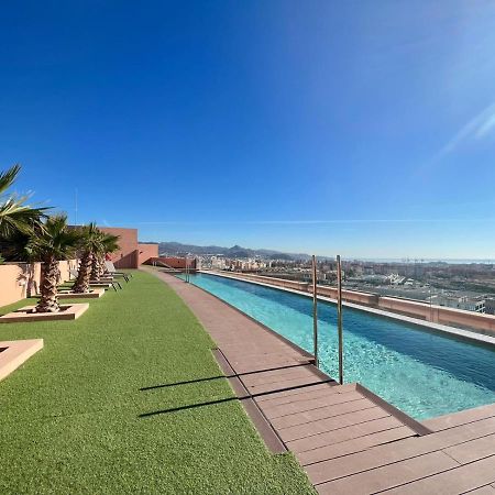 Sky Garden & Seasonal Pool Views By Ele Apartments Malaga Ngoại thất bức ảnh