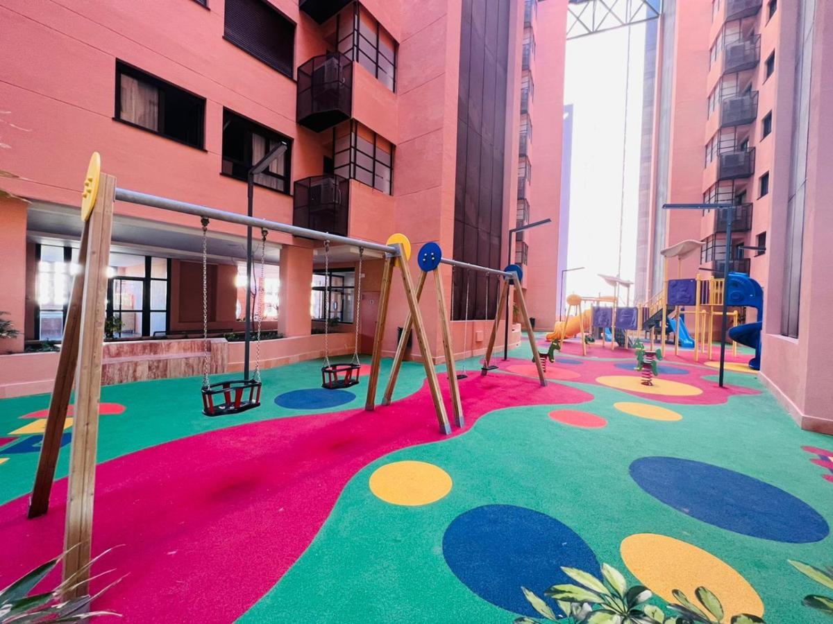 Sky Garden & Seasonal Pool Views By Ele Apartments Malaga Ngoại thất bức ảnh